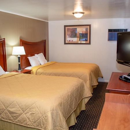 Oregon Motel 8 And Rv Park Кламат Фолс Екстериор снимка
