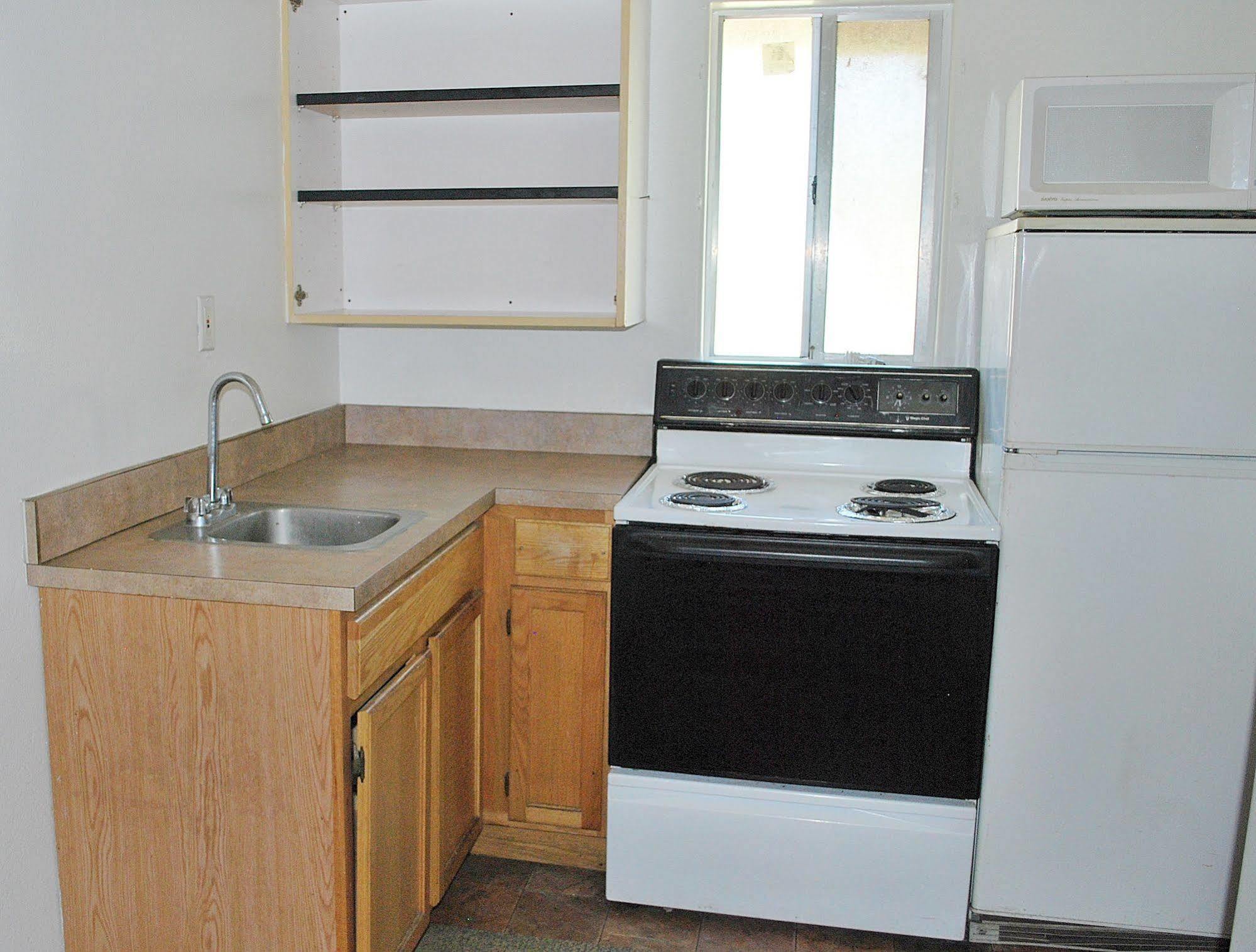 Oregon Motel 8 And Rv Park Кламат Фолс Екстериор снимка