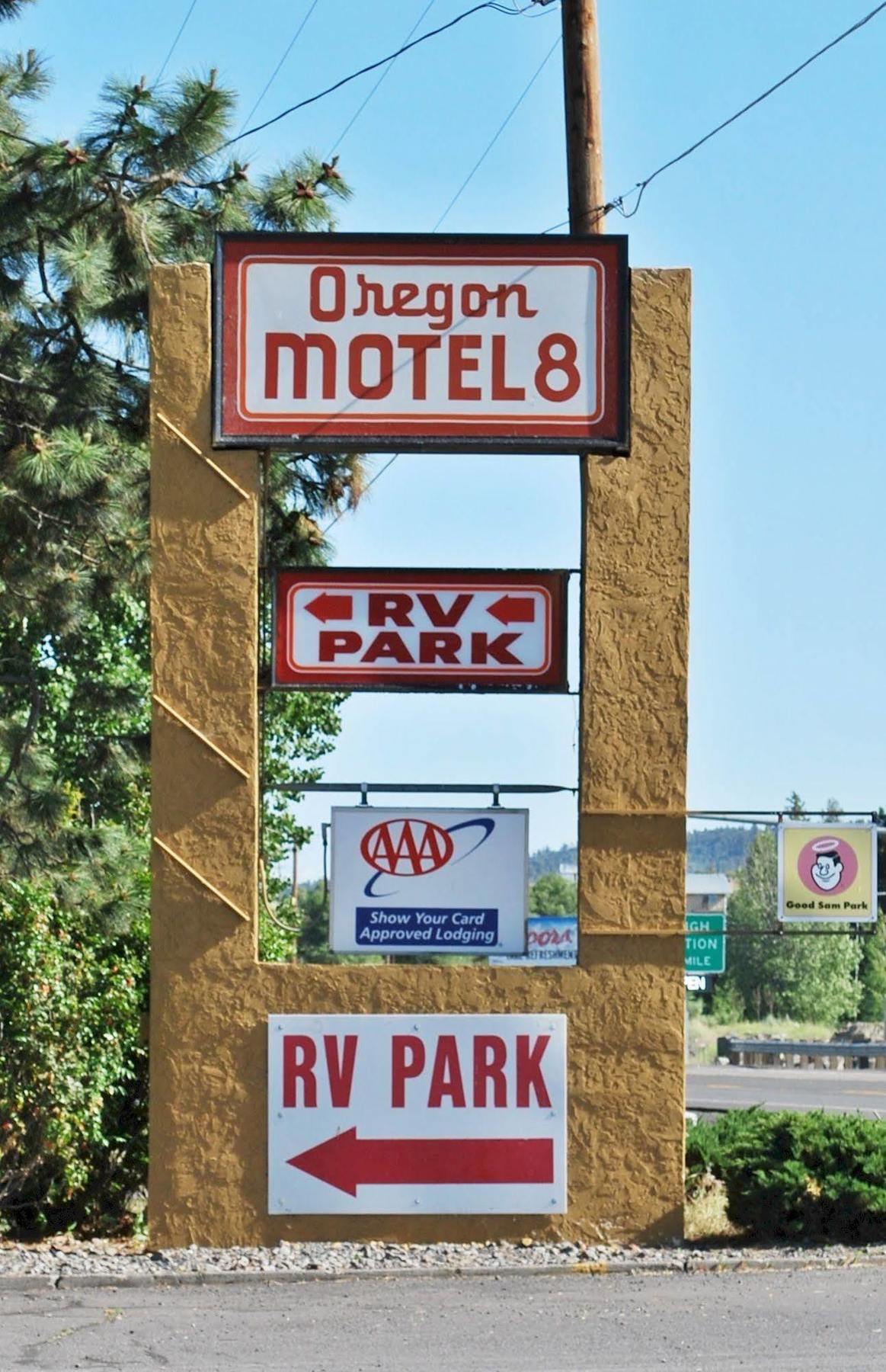 Oregon Motel 8 And Rv Park Кламат Фолс Екстериор снимка