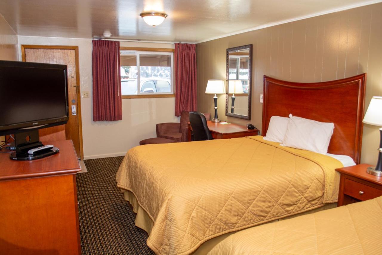 Oregon Motel 8 And Rv Park Кламат Фолс Екстериор снимка